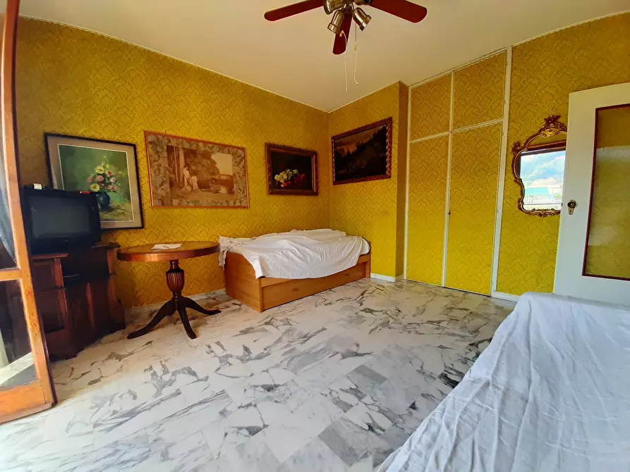 Immagine 10 di Trilocale in vendita  in Strada Borgo Tinasso 81 a San Remo