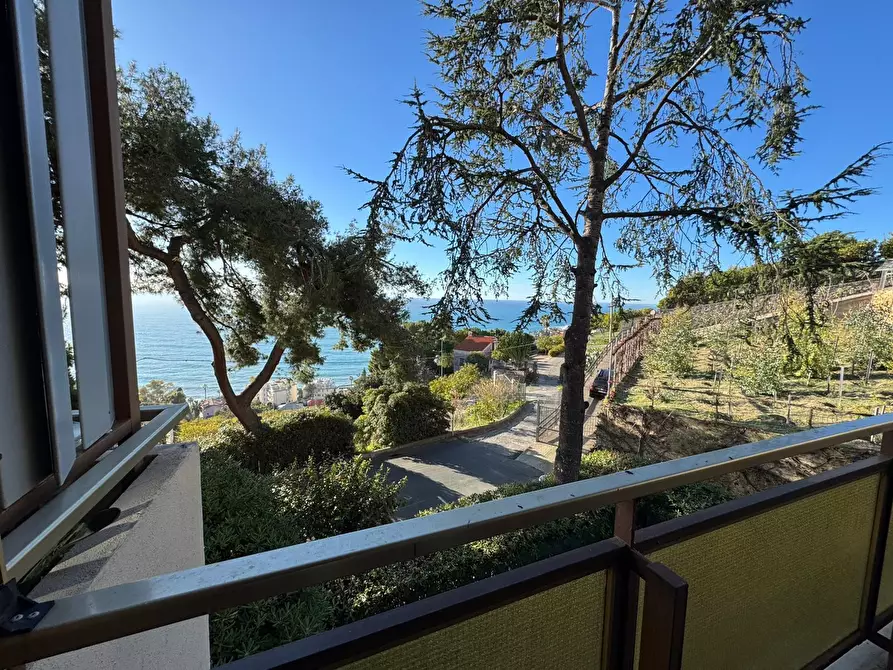 Immagine 23 di Bilocale in vendita  in Via Val D'Olivi 277 a San Remo