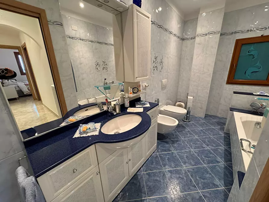 Immagine 33 di Casa bifamiliare in vendita  in Via Padre Semeria 560 a San Remo