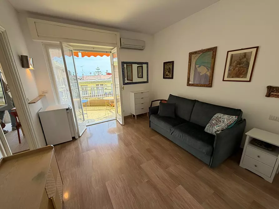 Immagine 4 di Bilocale in vendita  in Via Lamarmora 186 a San Remo