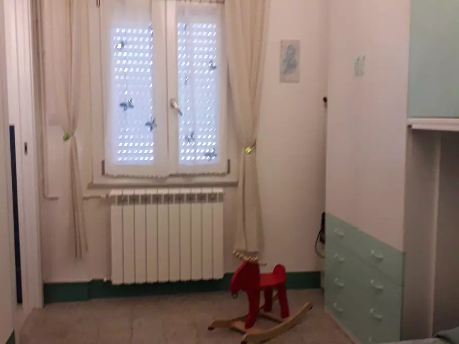 Immagine 9 di Quadrilocale in affitto  a Pietrasanta