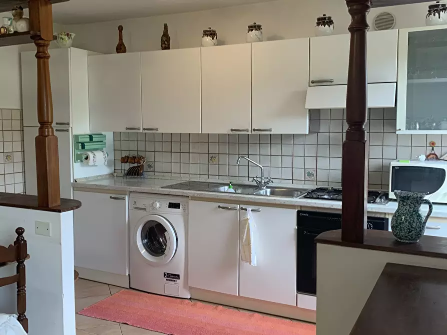 Immagine 23 di Porzione di casa in vendita  a Camaiore