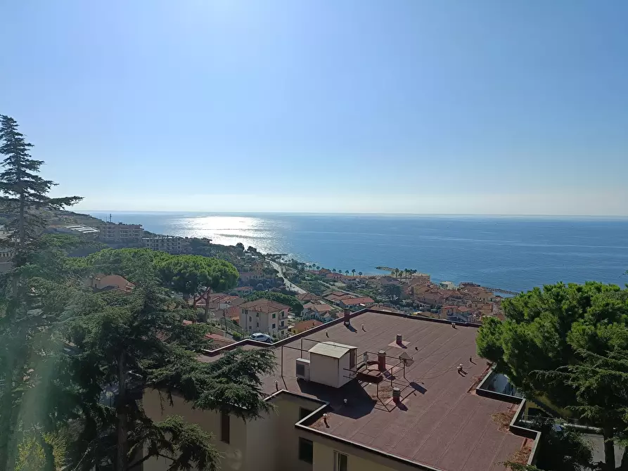 Immagine 9 di Trilocale in vendita  in Via Santo Stevi Superiore 2 a Santo Stefano Al Mare