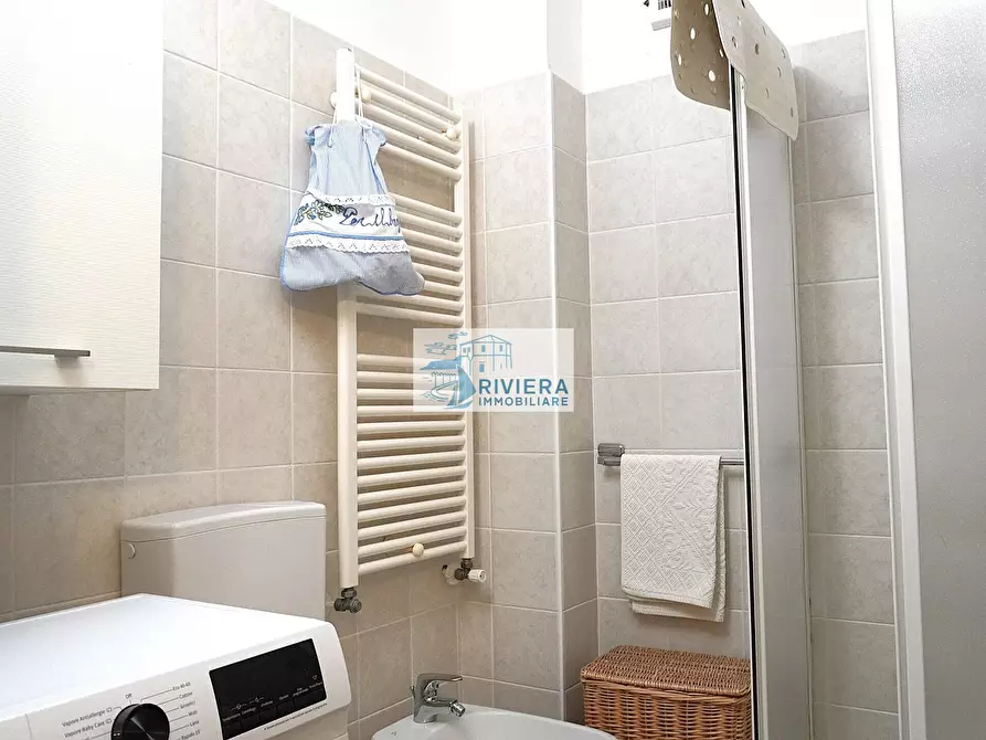 Immagine 50 di Villa in vendita  in Via Giulio Cesare 2 a Santo Stefano Al Mare