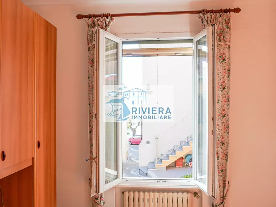 Immagine 30 di Appartamento in vendita  in Corso Villaregia a Riva Ligure
