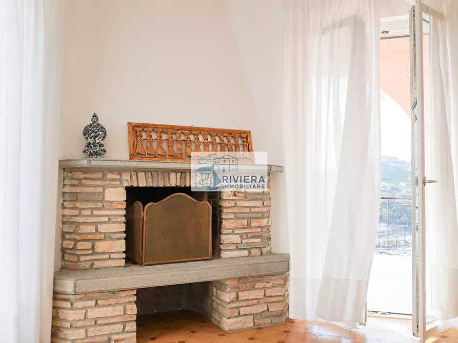 Immagine 23 di Porzione di casa in vendita  a San Remo