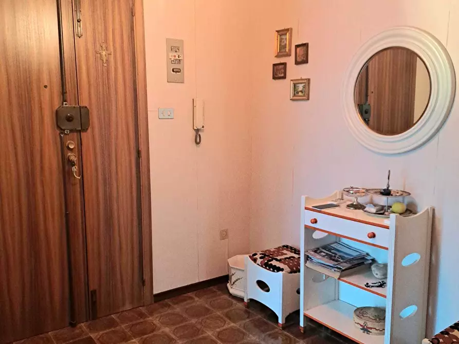 Immagine 12 di Pentalocale in vendita  in Via Martiri VI Ott. 73A a Lanciano