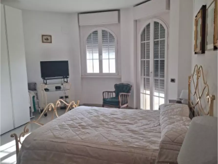 Immagine 46 di Villa in vendita  a Lanciano