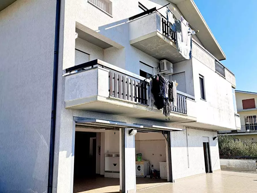 Immagine 32 di Quadrilocale in vendita  in Via Moscete 31 a Castel Frentano