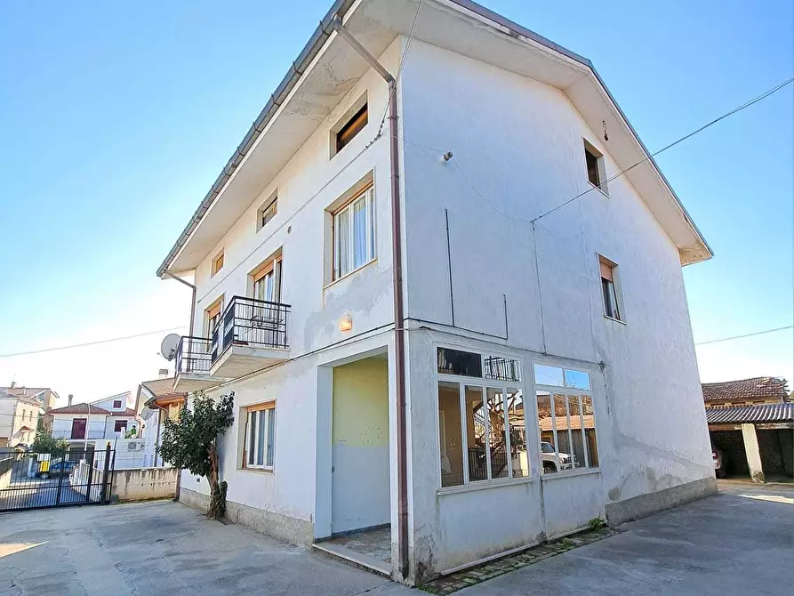 Immagine 2 di Casa bifamiliare in vendita  in Via Calvario 17 a San Vito Chietino