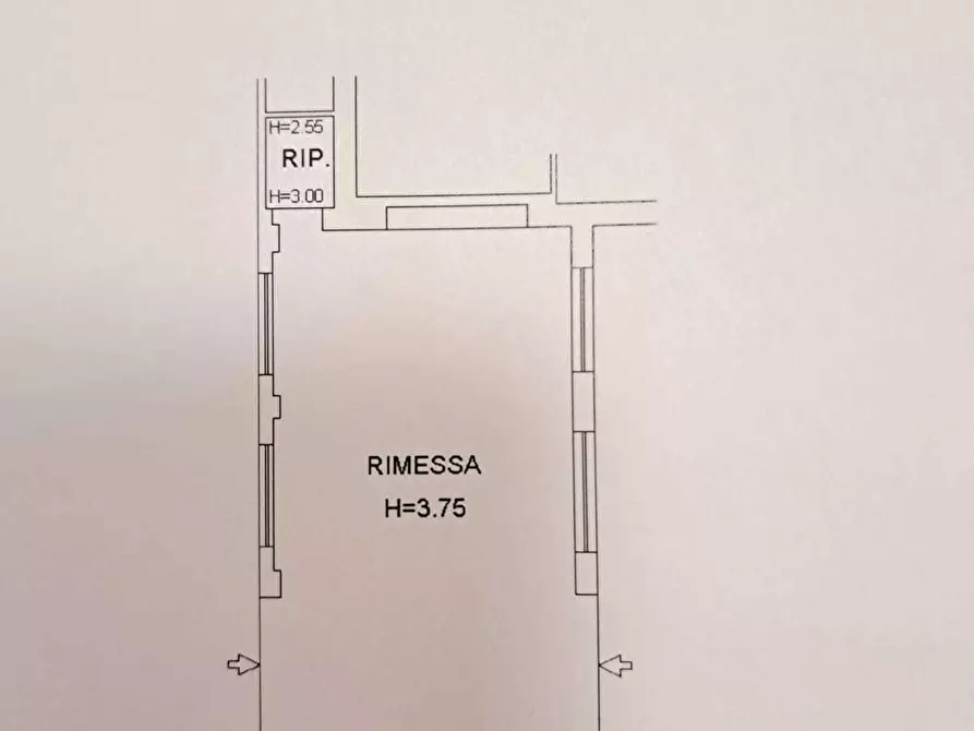 Immagine 11 di Locale commerciale in vendita  in strada per lanciano 65 a Santa Maria Imbaro
