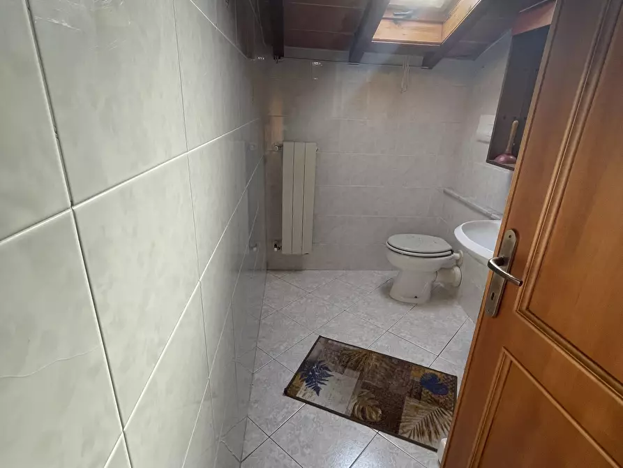 Immagine 8 di Quadrilocale in vendita  in Corso Giacomo Matteotti a Cecina