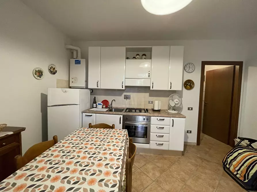 Immagine 2 di Bilocale in vendita  a Guardistallo