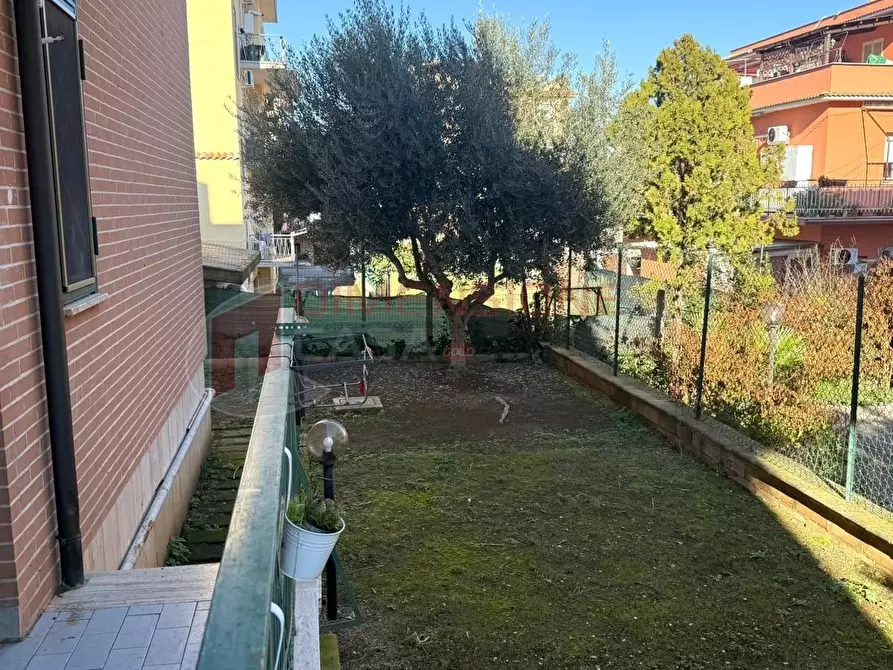 Immagine 6 di Trilocale in vendita  in VIA DEL FOSSO DELL'OSA a Roma