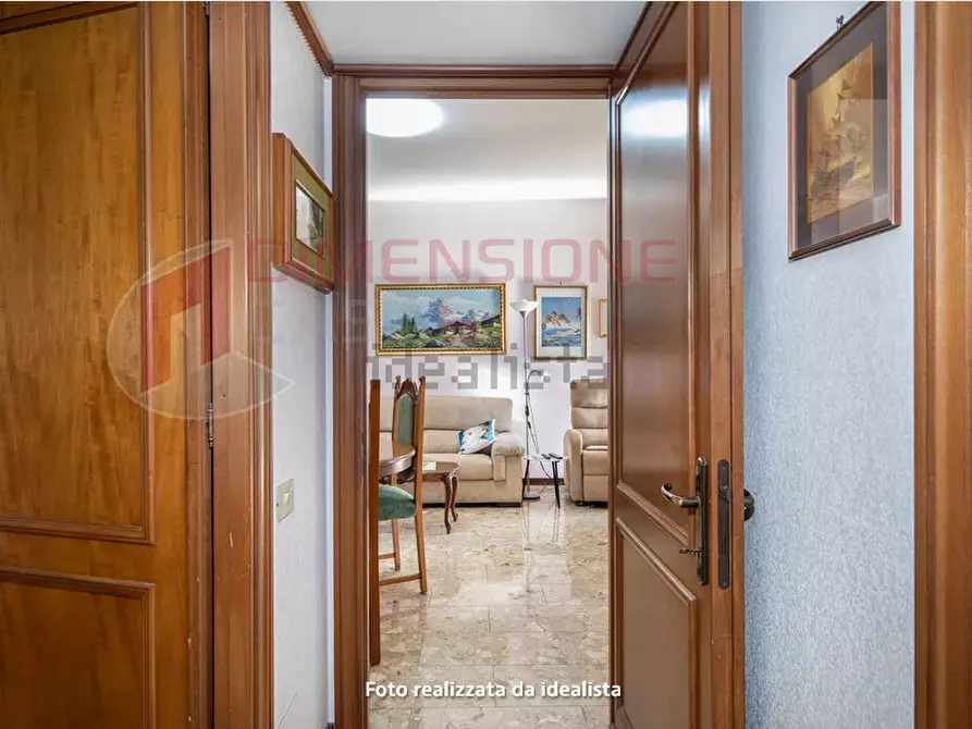 Immagine 15 di Trilocale in vendita  in Via Dameta a Roma