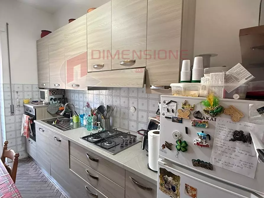Immagine 4 di Trilocale in vendita  in Via Partanna a Roma