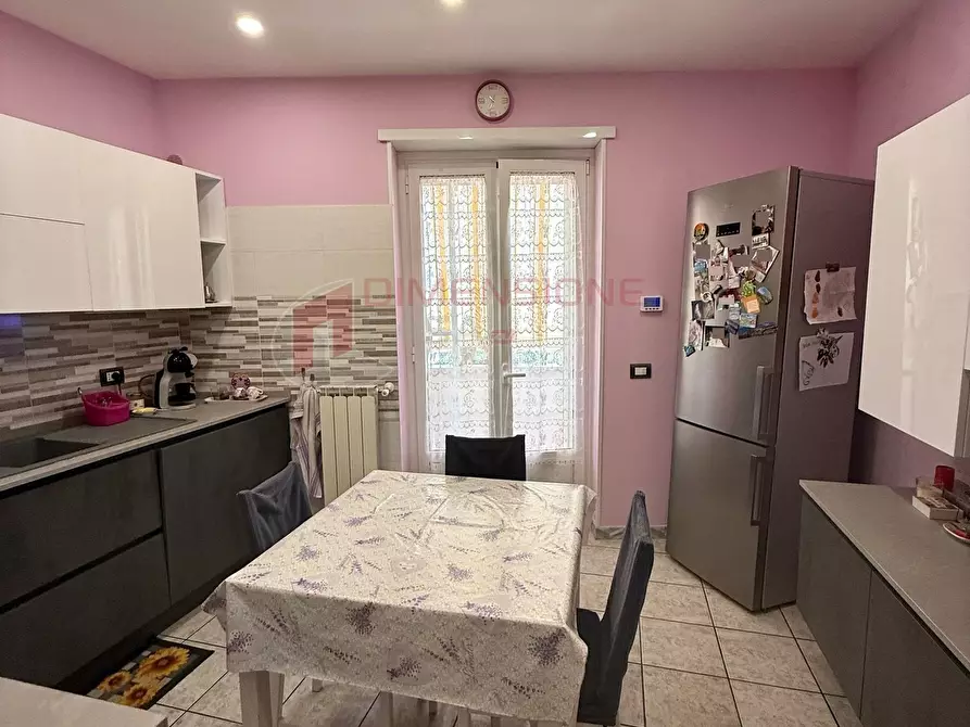 Immagine 5 di Quadrilocale in vendita  in Via Massa di San GiulianoVia di Massa San Giuliano a Roma