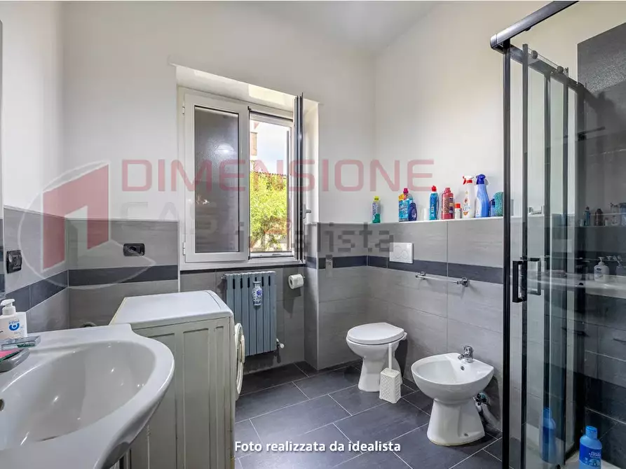 Immagine 19 di Trilocale in vendita  in Via Polverigi a Roma