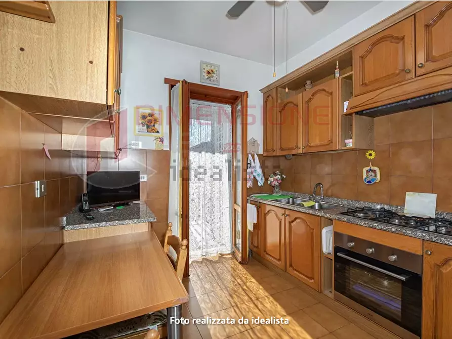 Immagine 13 di Trilocale in vendita  in Via Dameta a Roma