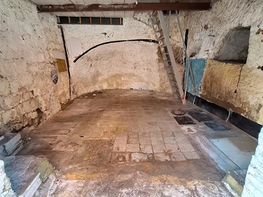 Immagine 2 di Garage in vendita  in Via San Sebastiano 63 a Morlupo