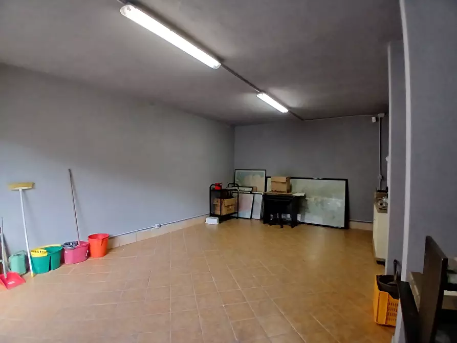 Immagine 26 di Quadrilocale in vendita  in Via Flaminia 104 a Castelnuovo Di Porto