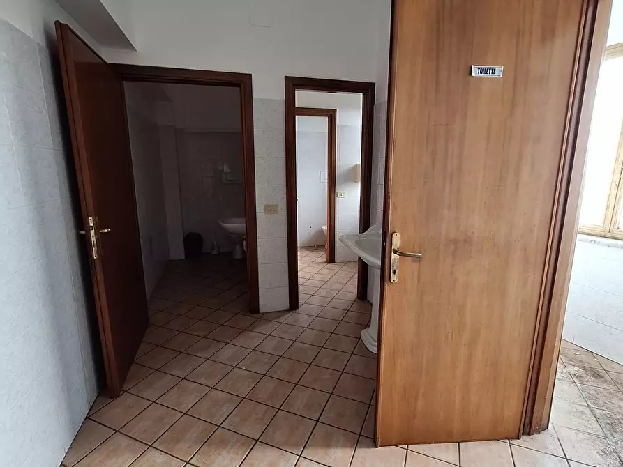 Immagine 15 di Palazzo in vendita  in Via Flaminia 5 a Morlupo