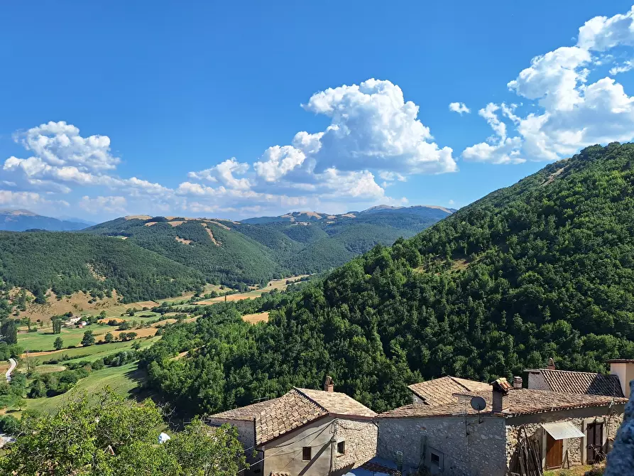 Immagine 33 di Casa indipendente in vendita  in cammoro a Sellano