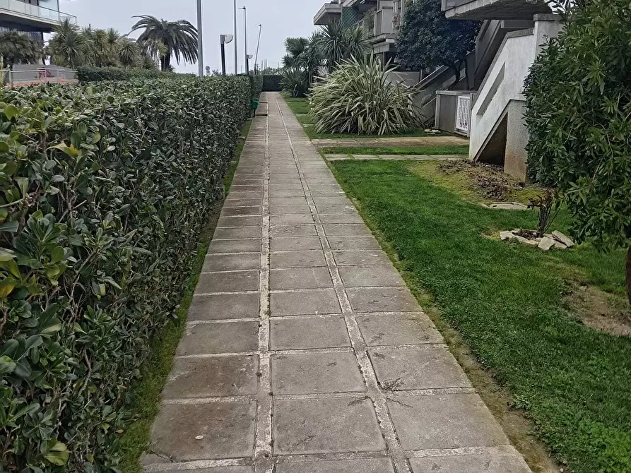 Immagine 2 di Trilocale in affitto  in Via Leonardo Da Vinci a Silvi