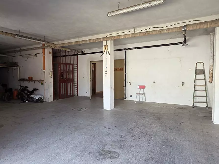 Immagine 44 di Villa in vendita  in Via Aldo Moro 11 a Castelnuovo Di Porto