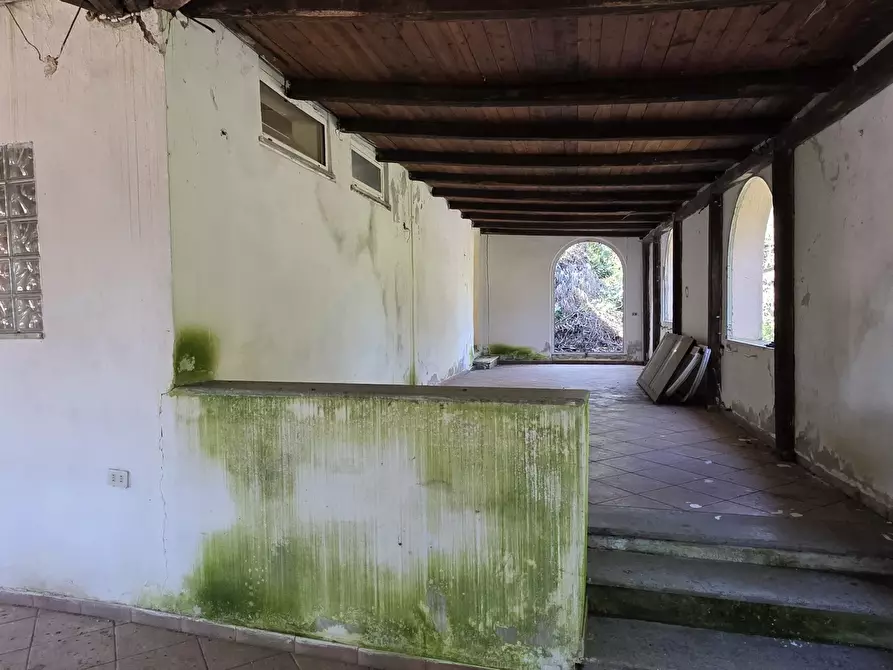 Immagine 39 di Rustico / casale in vendita  in Via Enrico Fermi 10 a Morlupo