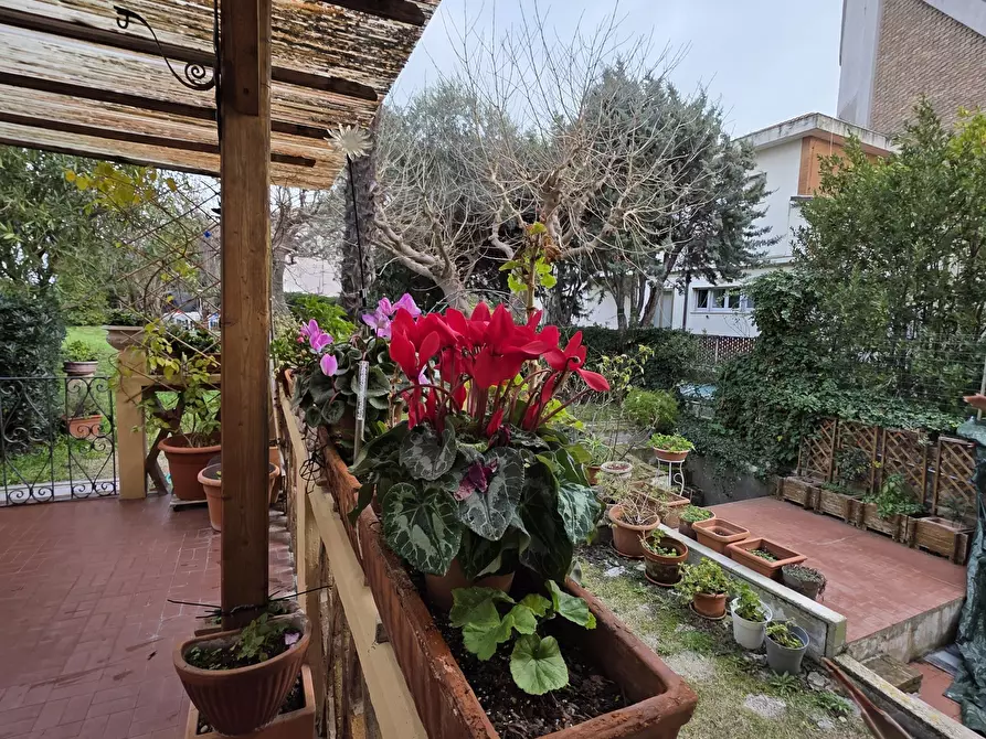 Immagine 38 di Casa indipendente in vendita  in Via Giacomo Matteotti 10 a Numana