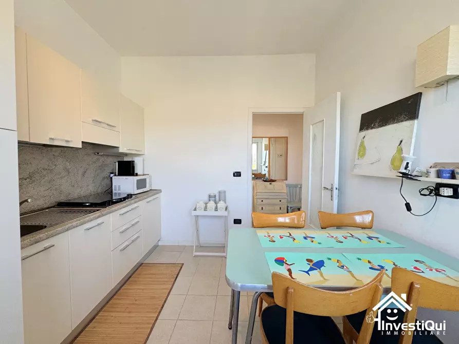 Immagine 22 di Trilocale in vendita  in Via Enrico Toti 1 a Loano