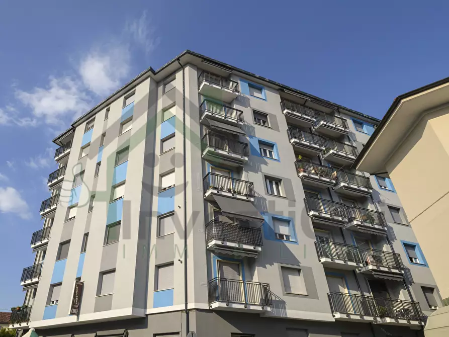 Immagine 36 di Trilocale in vendita  in Via Fatebenefratelli 3 a San Maurizio Canavese