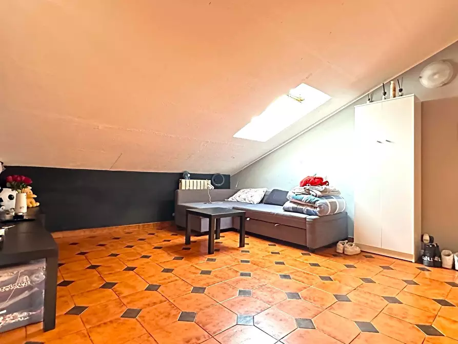 Immagine 12 di Mansarda in vendita  in Via Della Repubblica 15 a Ciriè