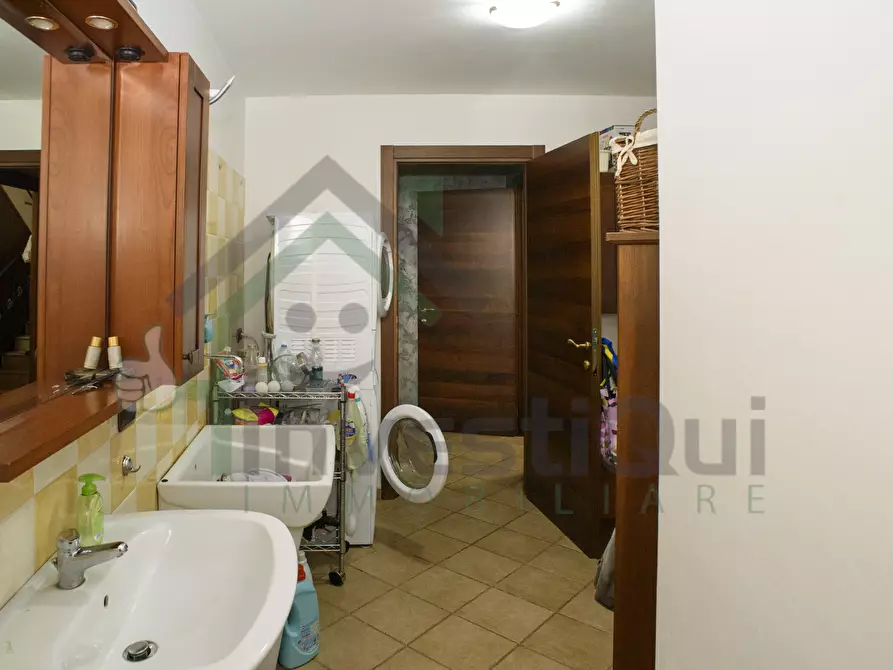 Immagine 49 di Villa in vendita  in Viale Paradiso a Rivarossa