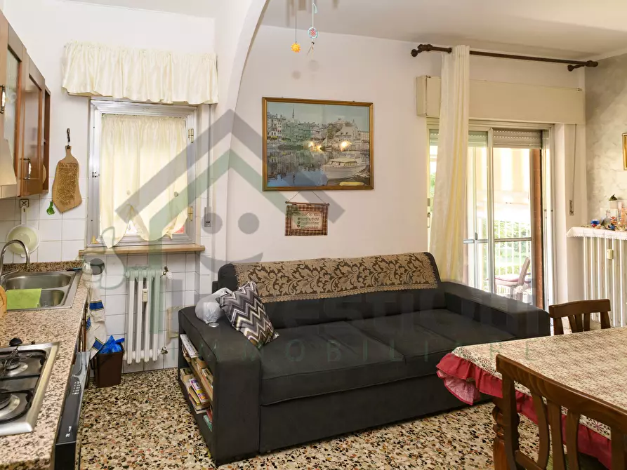 Immagine 11 di Quadrilocale in vendita  in Via Ginestre 12 a Ciriè