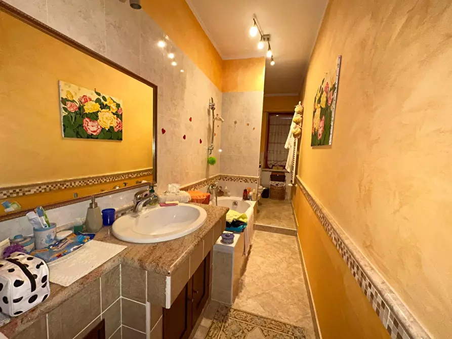 Immagine 23 di Trilocale in vendita  a Nole