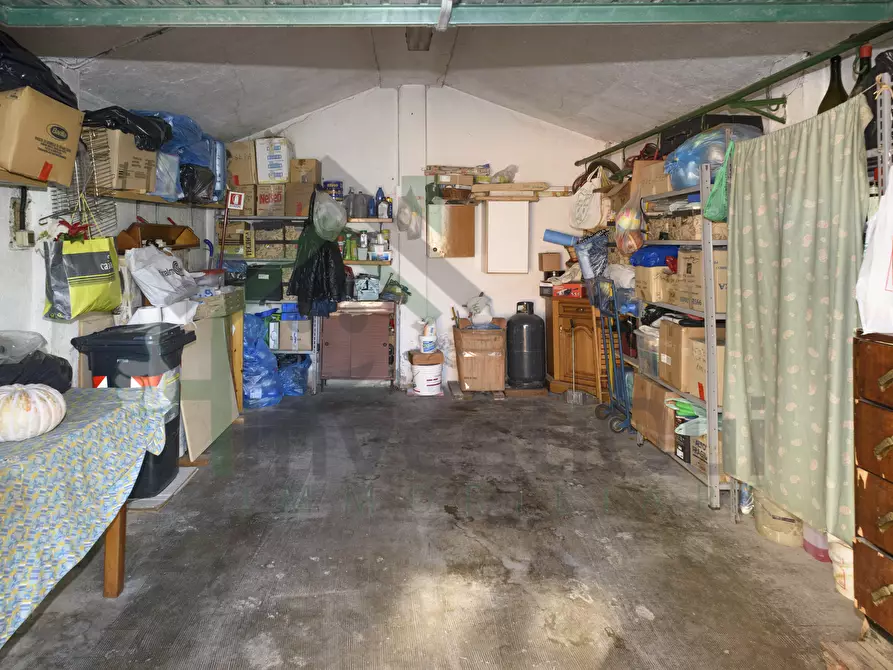 Immagine 33 di Quadrilocale in vendita  in Strada delle Rivette 3 a Nole