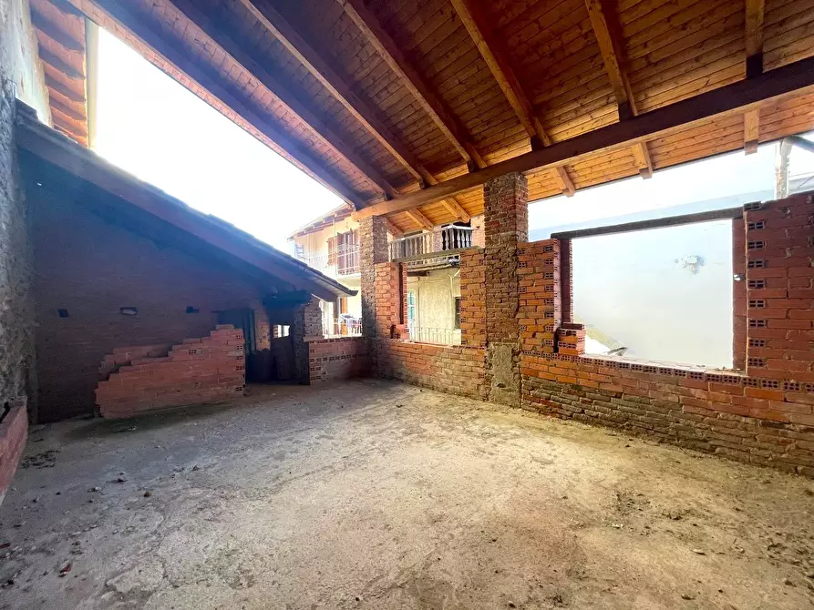 Immagine 23 di Terratetto in vendita  in Piazza Castello 30 a Ciriè