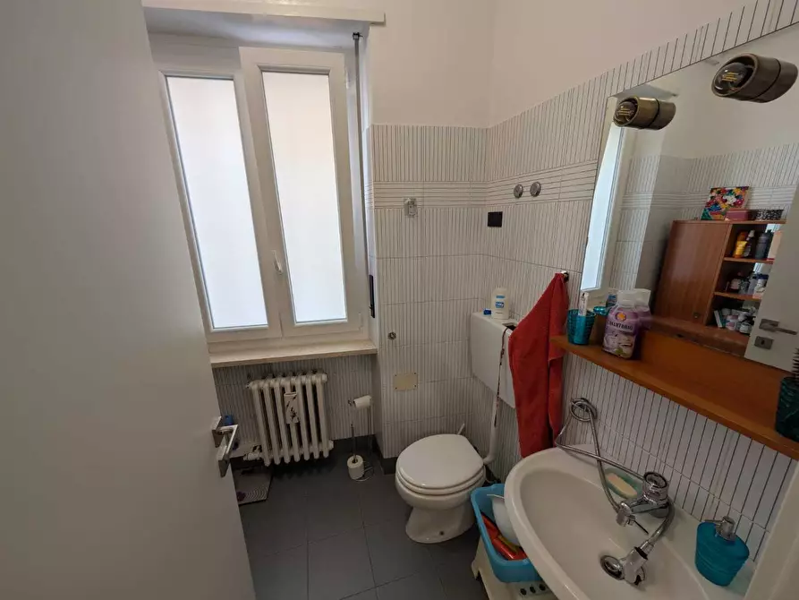 Immagine 21 di Trilocale in affitto  in Via Luigi Cibrario 37 a Ciriè