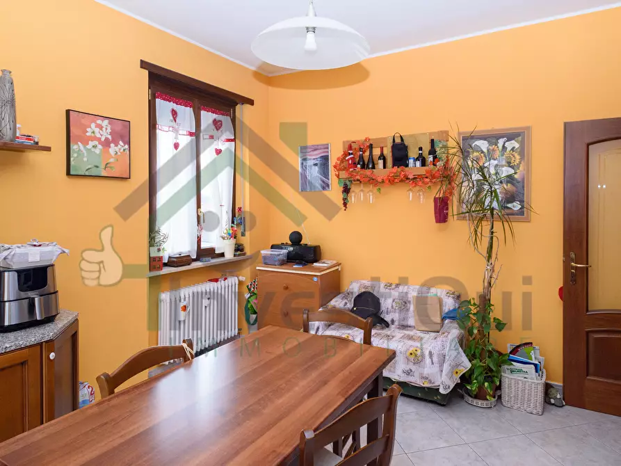 Immagine 6 di Quadrilocale in vendita  a Nole