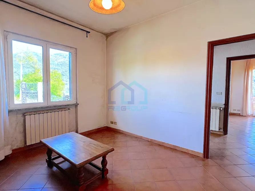 Immagine 10 di Villa in vendita  in Via Santuario 125 a Savona