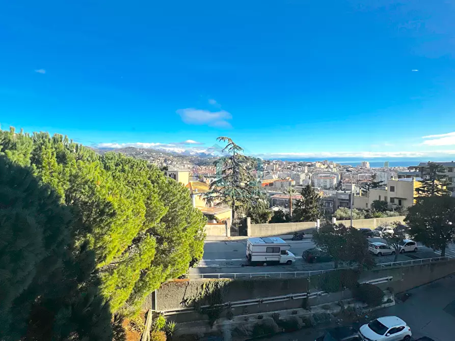 Immagine 21 di Appartamento in vendita  in VIA FONTANASSA 21 a Savona