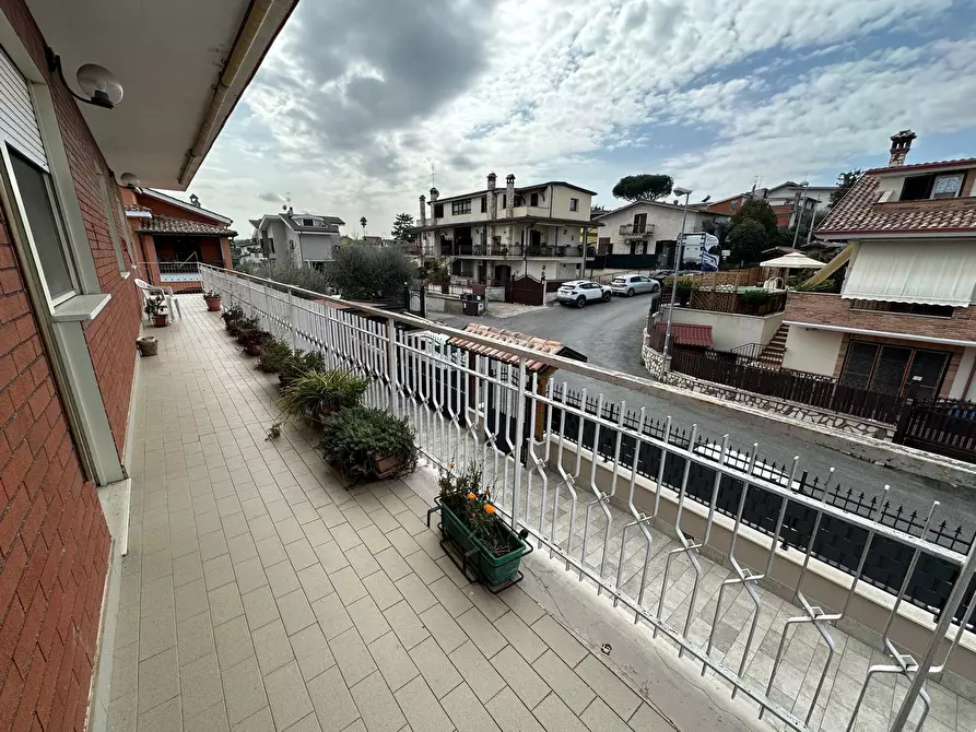 Immagine 25 di Pentalocale in vendita  in Via Marche 83 a Fonte Nuova