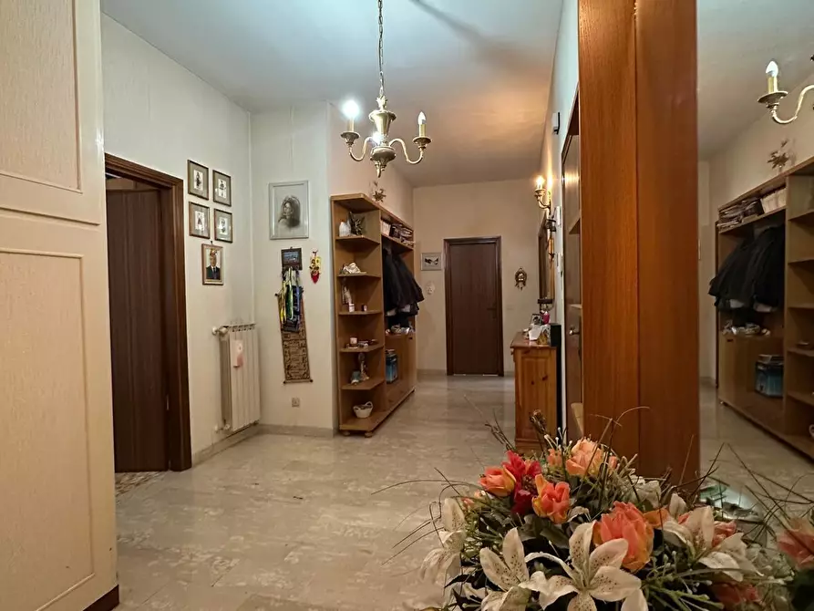 Immagine 3 di Pentalocale in vendita  in Via Marche 83 a Fonte Nuova