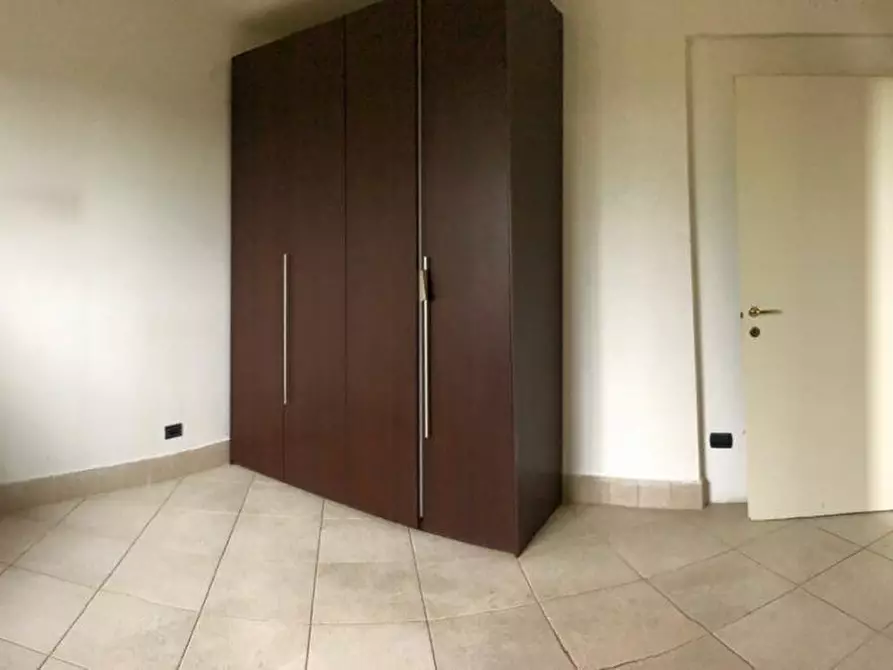 Immagine 9 di Bilocale in vendita  in Via di Marco Simone 82 a Guidonia Montecelio