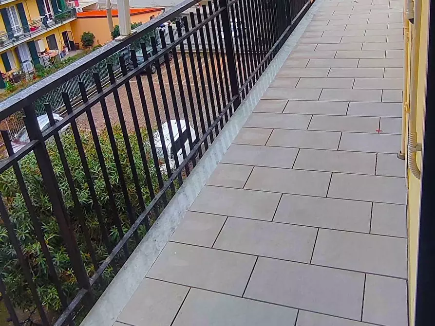 Immagine 26 di Trilocale in affitto  a Chiavari