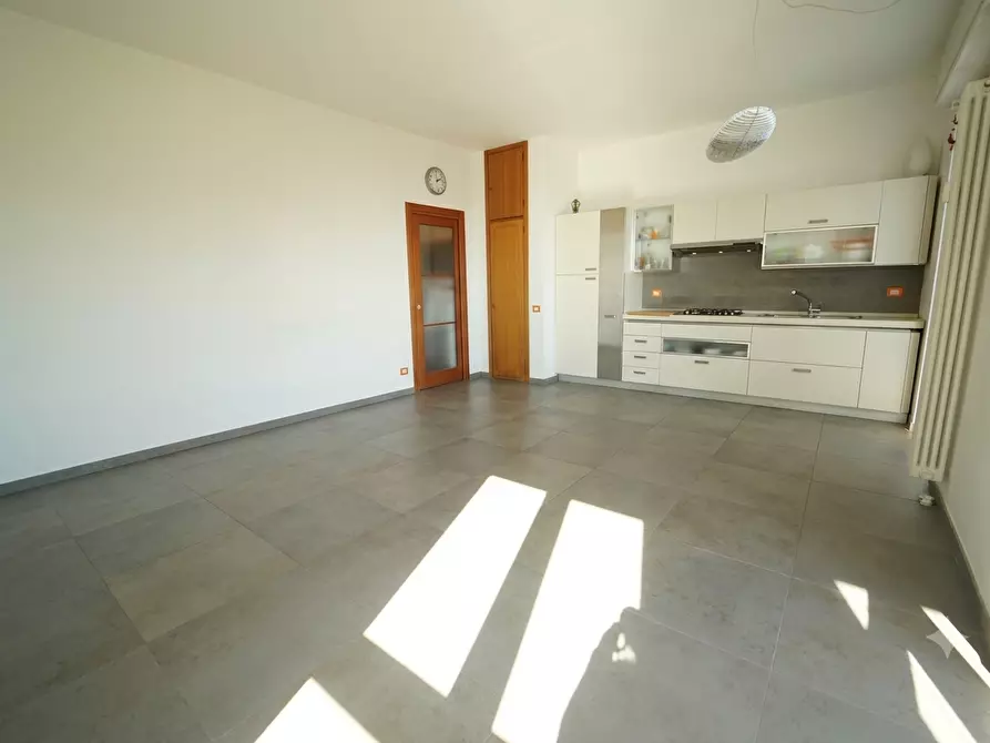 Immagine 4 di Trilocale in vendita  in Corso Cristoforo Colombo 11 a Chiavari
