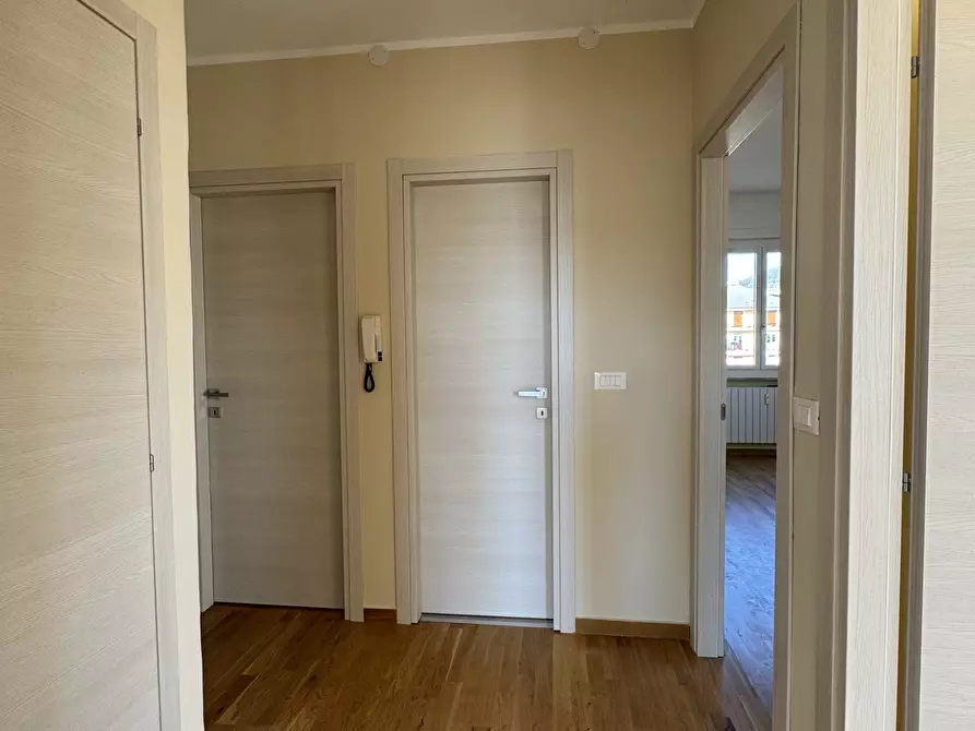 Immagine 10 di Trilocale in affitto  a Chiavari