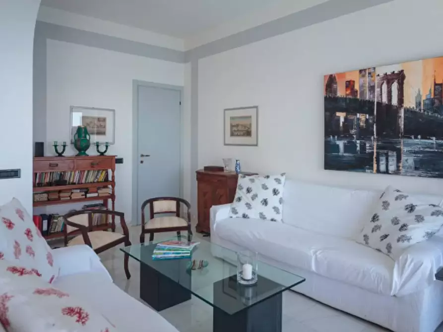 Immagine 7 di Quadrilocale in affitto  a Chiavari